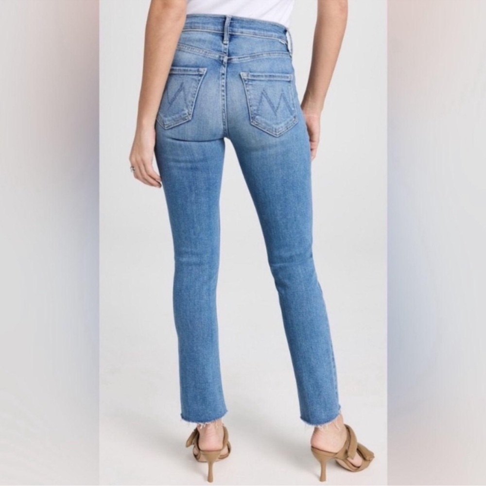 Mother Mid Rise Dazzler Ankle Fray in Size 29